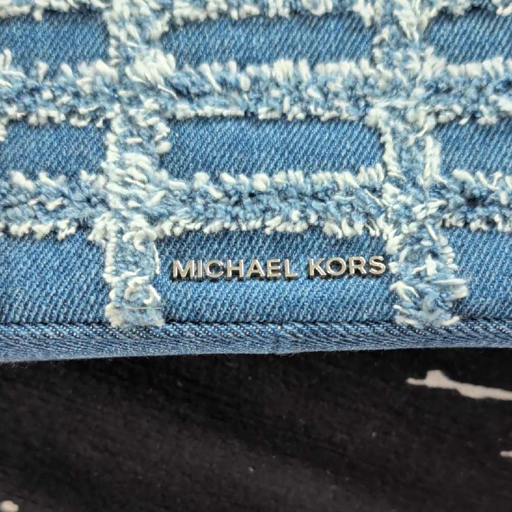 Michael Kors Blue and White Denim Shoulder Bag - Picture 2 of 6